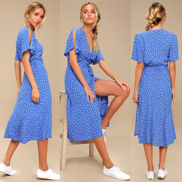 Maretta Blue and White Floral Print Wrap Midi Dress - Picture 3 of 16